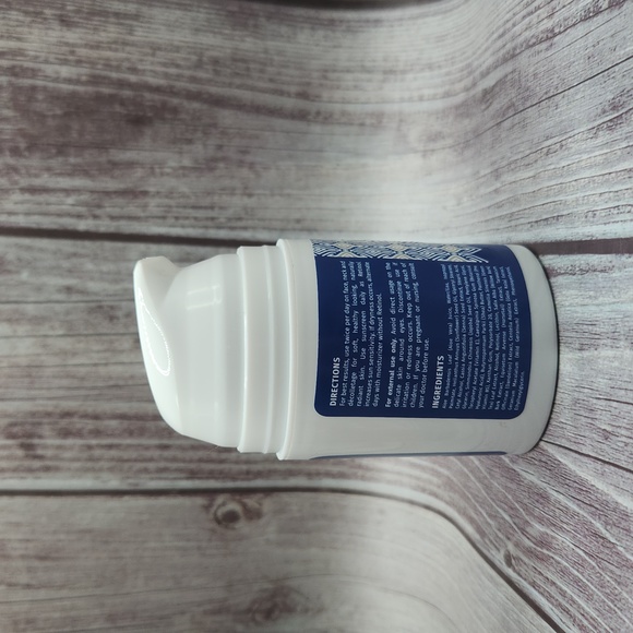 LilyAna Naturals trio NWOB Eye, Retinol& Face  Cream  1.7oz x3 Anti-Aging** - Picture 5 of 7